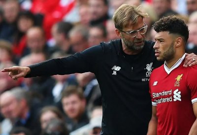 تشامبرلين يغيب عن مباراتي ليفربول في 2019