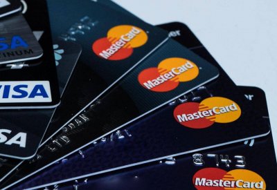  مبيعات قياسية على الإنترنت في موسم التسوق بالولايات المتحدة 