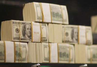 تفاؤل التجارة يدعم الدولار مقابل الين ويدفع عملة أستراليا للارتفاع