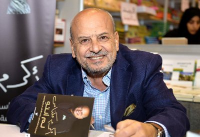 أكرم مكناس يطلق كتابه "لم أنتهِ" لأول مرة في البحرين
