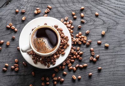 هل تعلم.. شرب كوبَيْ قهوة يقلل من تعرضك لمرض ألزهايمر