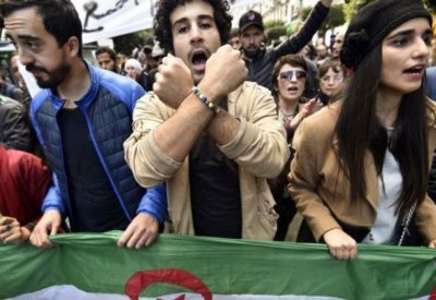 الجزائر.. تظاهرات ترفض دعوة تبون للحوار