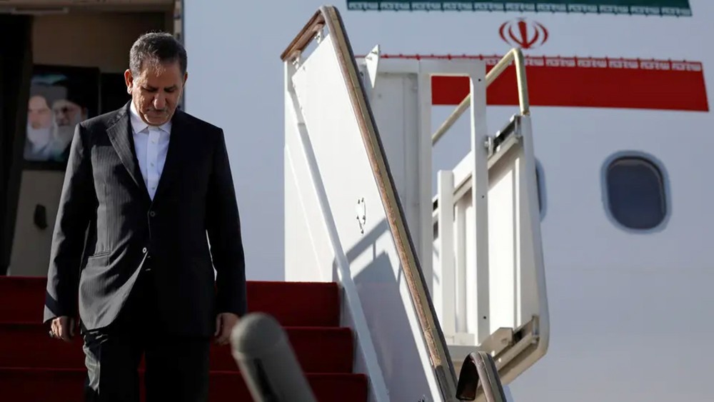 طهران تقر بسبل التحايل على عقوبات أميركا: مستمرون ببيع النفط!