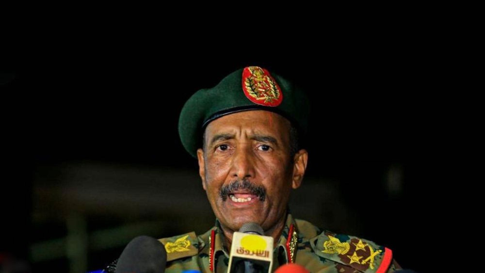 البرهان: لن نسمح بشق الصف الوطني وتفتيت وحدة السودان