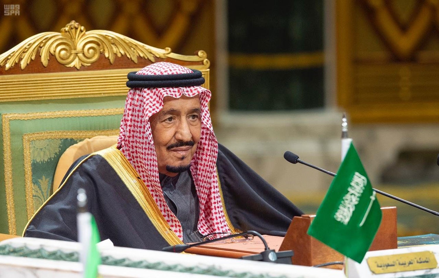  الملك سلمان يدعو دول الخليج والمجتمع الدولي لمواجهة إيران 