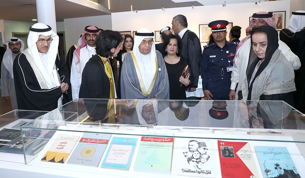 جلالة الملك ينيب محمد بن مبارك لحفل الاحتفاء بالدكتور محمد جابر الأنصاري‎