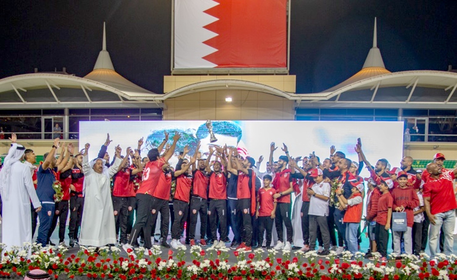 احتفالية وطنية كبرى غدا في حلبة البحرين احتفالا بفوز المنتخب الوطني