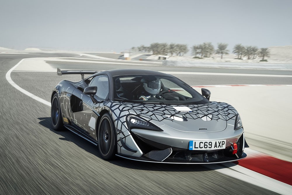 ماكلارين  620R الجديدة النسخة المخصصة للطرقات من GT4