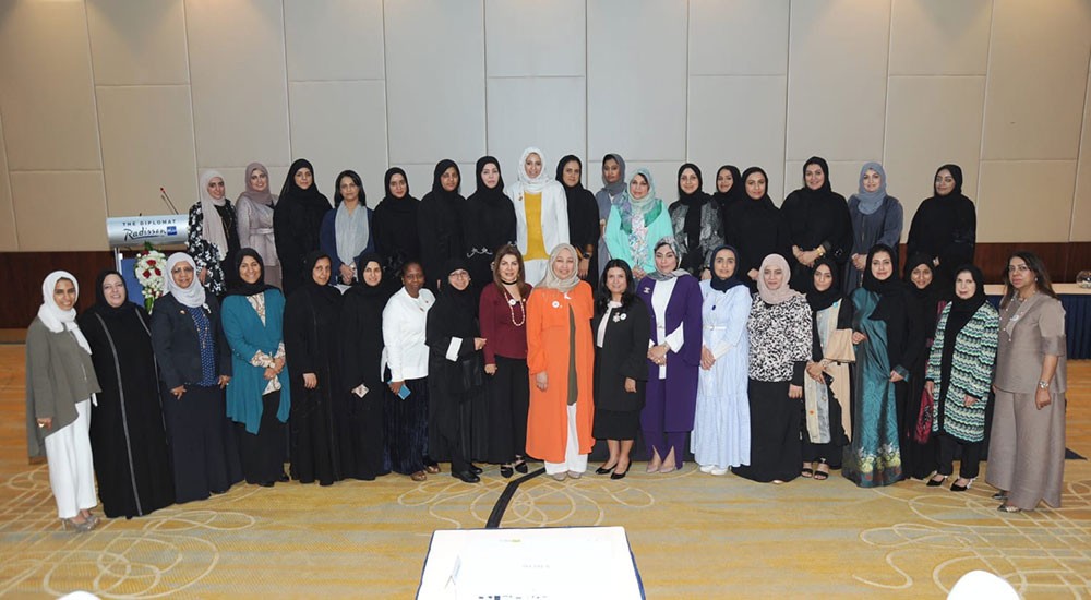 أمانة العاصمة تكرم موظفاتها في يوم المرأة البحرينية