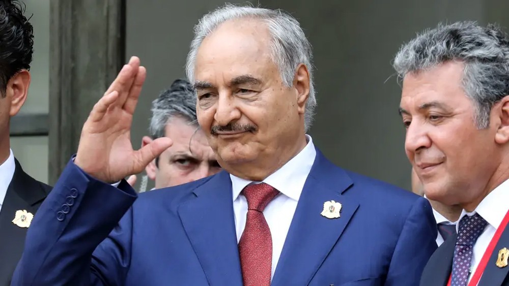 حفتر يعلن بدء المعركة الحاسمة في طرابلس
