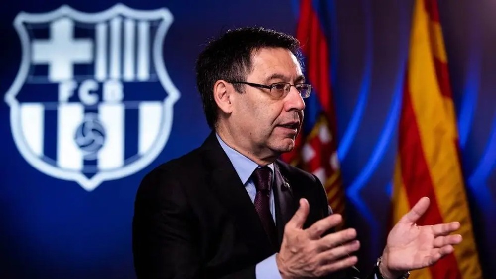 رئيس برشلونة يؤكد إقامة الكلاسيكو في موعده
