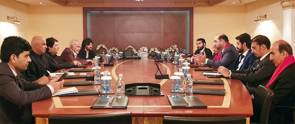 وفد الشعبة البرلمانية يلتقي وفد البرلمان الباكستاني ويؤكد دعم التعاون والتنسيق الثنائي