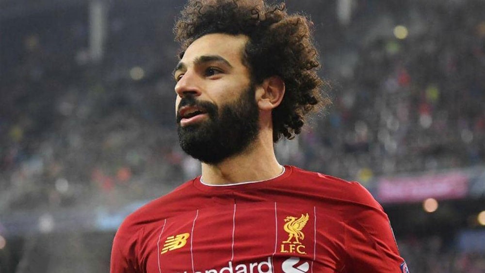 صلاح يطارد "أسطورة" ليفربول