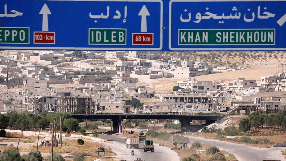 تصعيد ونزوح وقتلى وجرحى.. ما الذي يحدث في إدلب السورية؟
