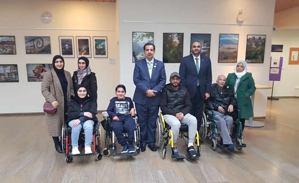 سفير البحرين لدى ألمانيا يزور المرضى البحرينيين في مدينة ميونيخ‎