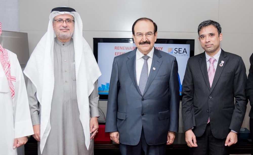 الدكتور ميرزا يبحث التعاون في الطاقة المستدامة مع قطاع الزراعة والثروة البحرية