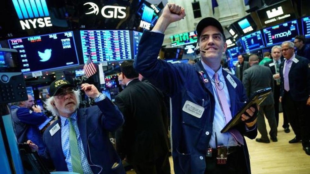 المؤشر S&P500 يسجل مستوى قياسيا جديدا عند الفتح في بورصة وول ستريت
