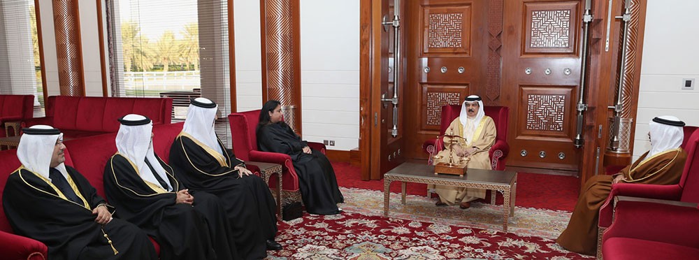 جلالة الملك يستقبل سفراء المملكة الجدد بمصر والكويت وإيطاليا