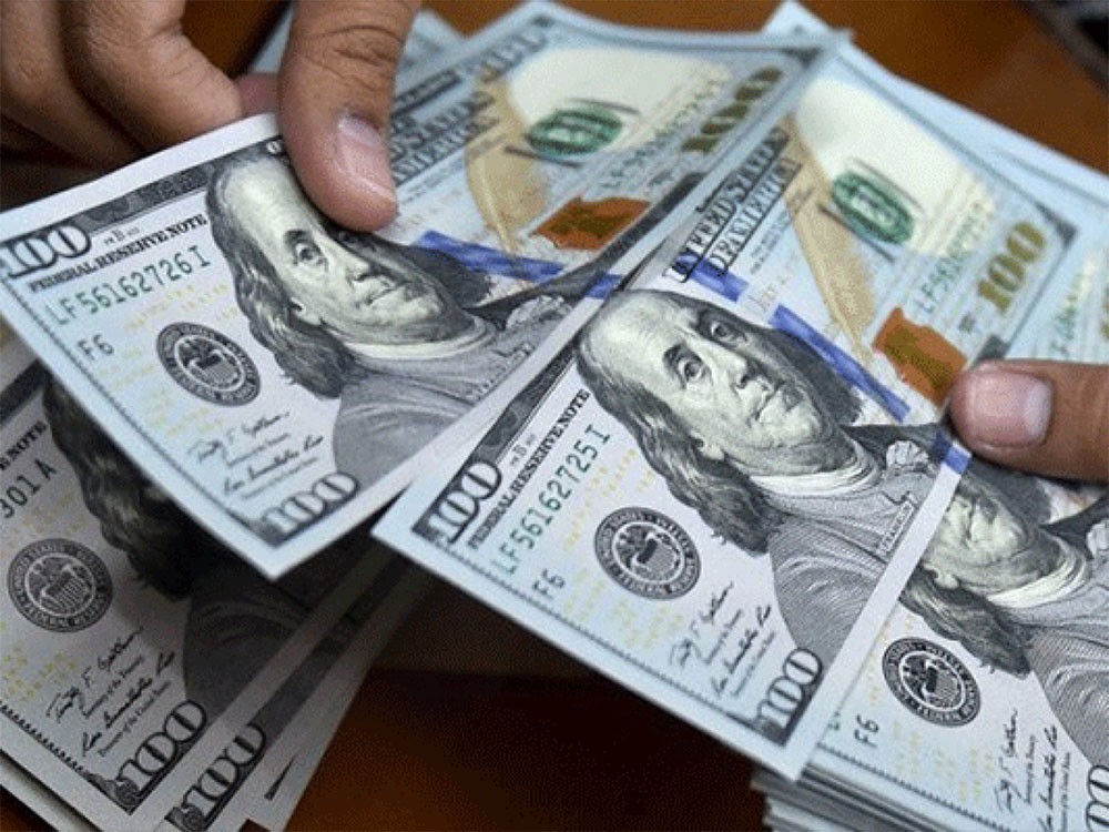 الدولار مستقر أمام معظم العملات الرئيسية في تعاملات راكدة قبيل عطلة عيد الميلاد