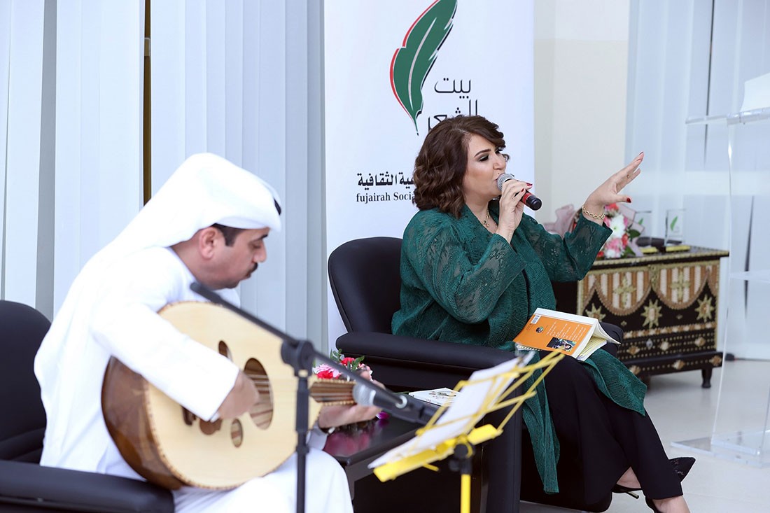 الشعشاع والجاسم ينثران الشعر والنغم في الفجيرة