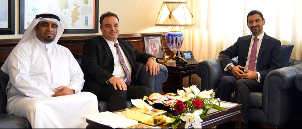 المبارك يستقبل أعضاء المجلس النيابي