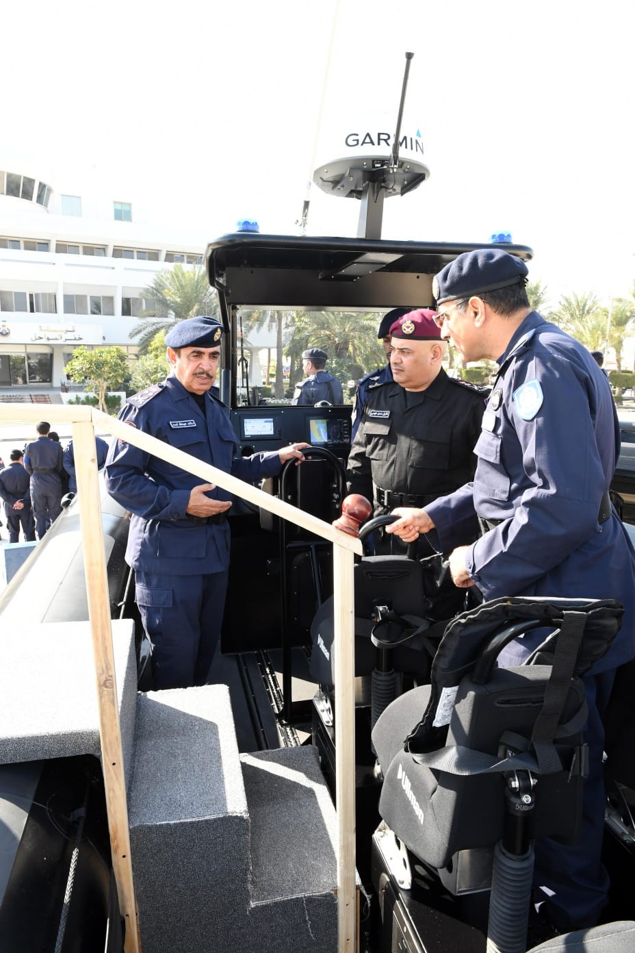 وزير الداخلية يشهد ختام التمرين البحري المشترك لقيادة خفر السواحل 