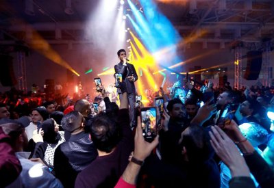 محمد عساف يحلّق عاليًا بأجمل الحفلات الفنية بمناسبة رأس السنة الميلادية 