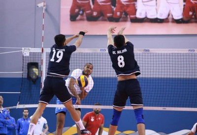 "كوستا" يقود النجمة للإطاحة بالنصر