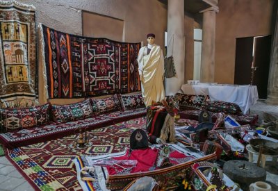 مهرجان الشيخ زايد إبحار في ثقافتي وتاريخي ليبيا ولبنان