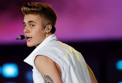 جاستين بيبر يصدم جمهوره ويحقق الملايين في ساعات!
