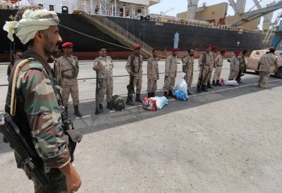 اليمن.. انفجارات عنيفة تهز ميناء الصليف بالحديدة