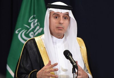 الجبير: السعودية تعمل على إبعاد العراق عن منزلقات الحرب