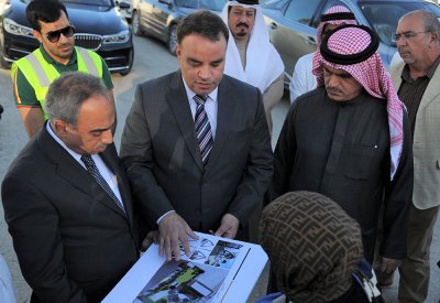 خلف والعشيري يتفقدان مشروع تطوير شارع ريا وإعادة إحياء عين ريا