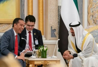 الإمارات وإندونيسيا توقعان اتفاقيات بـ23 مليار دولار