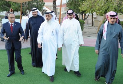 خلف وحطاب يتفقدان مشاريع تطوير الطرق وصيانة الحدائق العامة