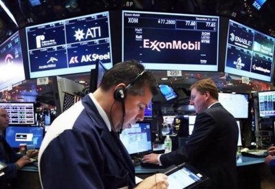 أسهم أمريكا تفتح قرب أعلى مستوياتها على الإطلاق قبل اتفاق التجارة وأرباح الشركات