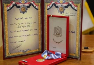 النظام السوري يكرم سليماني