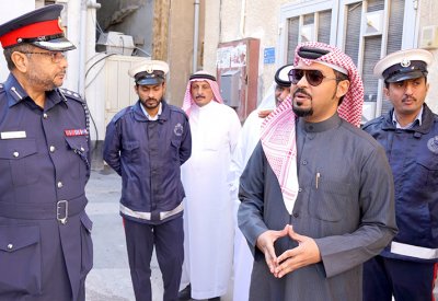 بالصور والفيديو: بلاغات ضد مربي الدجاج بالبيوت.. وجولة نيابية أمنية لأوكار الرذيلة بالمحرق
