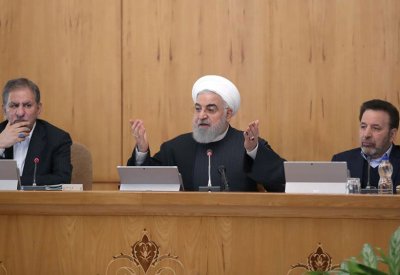 "اتفاق ترمب" يزعج إيران.. روحاني يعلق وترمب يثني