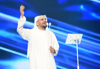 حسين الجسمي يطلق أغنية جديدة للسلطان قابوس