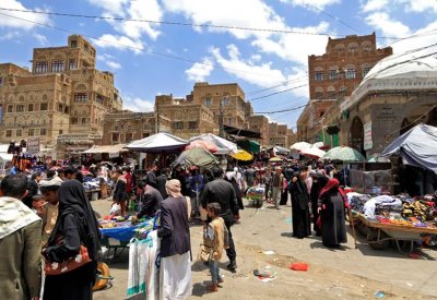 للأسبوع الثاني.. اليمن بلا إنترنت واتهام للحوثي بخنق الخدمة