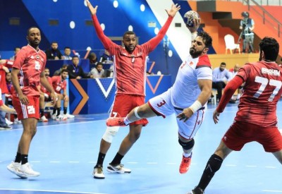 "الأحمر" يكسب مواجهة الإمارات "آسيويًا"