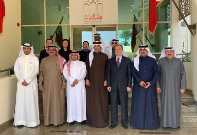 تفعيل الدبلوماسية البرلمانية لتطوير التعاون النيابي مع الصين