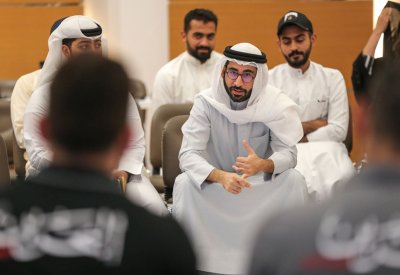 بالفيديو: وزير شؤون الشباب والرياضة يفتتح معرض أرادوس للعملات