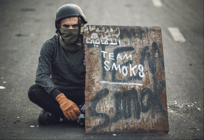  قتلى باشتباكات عنيفة بالعراق.. رصاص وقنابل واعتقالات 