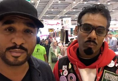 بالفيديو: السعدون مع السعودي الدوسري: لا تتابعوا أخبار كورونا بالسوشيل ميديا