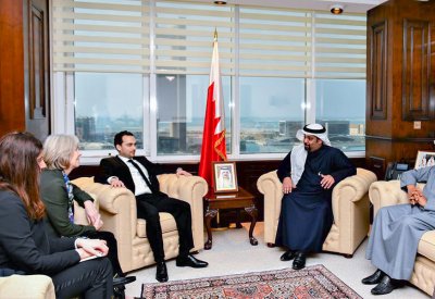  وزير المالية والاقتصاد الوطني يشيد بعلاقات التعاون والشراكة بين البحرين والولايات المتحدة الأمريكية