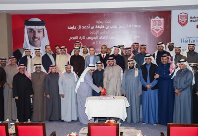 منتسبو الاتحاد البحريني لكرة القدم يشيدون بالحفل التكريمي