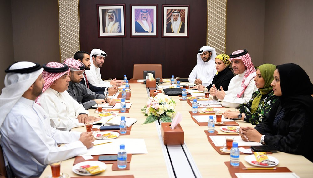 وكيل البلديات يجتمع مع البنوك والمصارف المشاركة في تمويل رسوم البنية التحتية