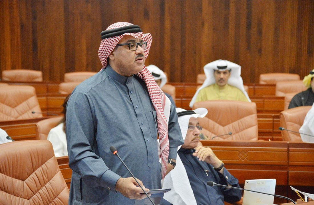 النائب الذوادي يسأل وزير العمل بشأن خط الفقر في البحرين